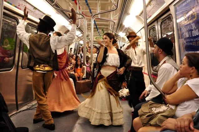 Cidade In Visível - Metro IV 060